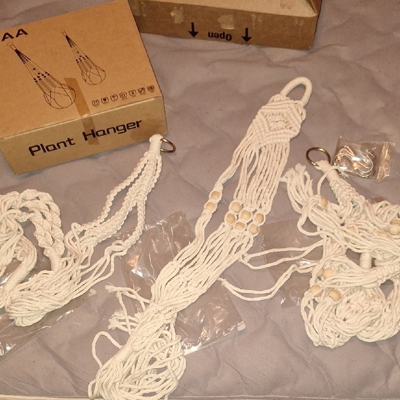 JEAA Macrame Plant Hanger Set - Picture 2 of 2